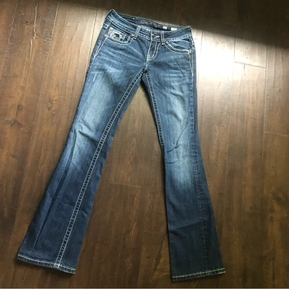 Rare black rose lace miss me jeans 🖤 - Picture 3 of 6